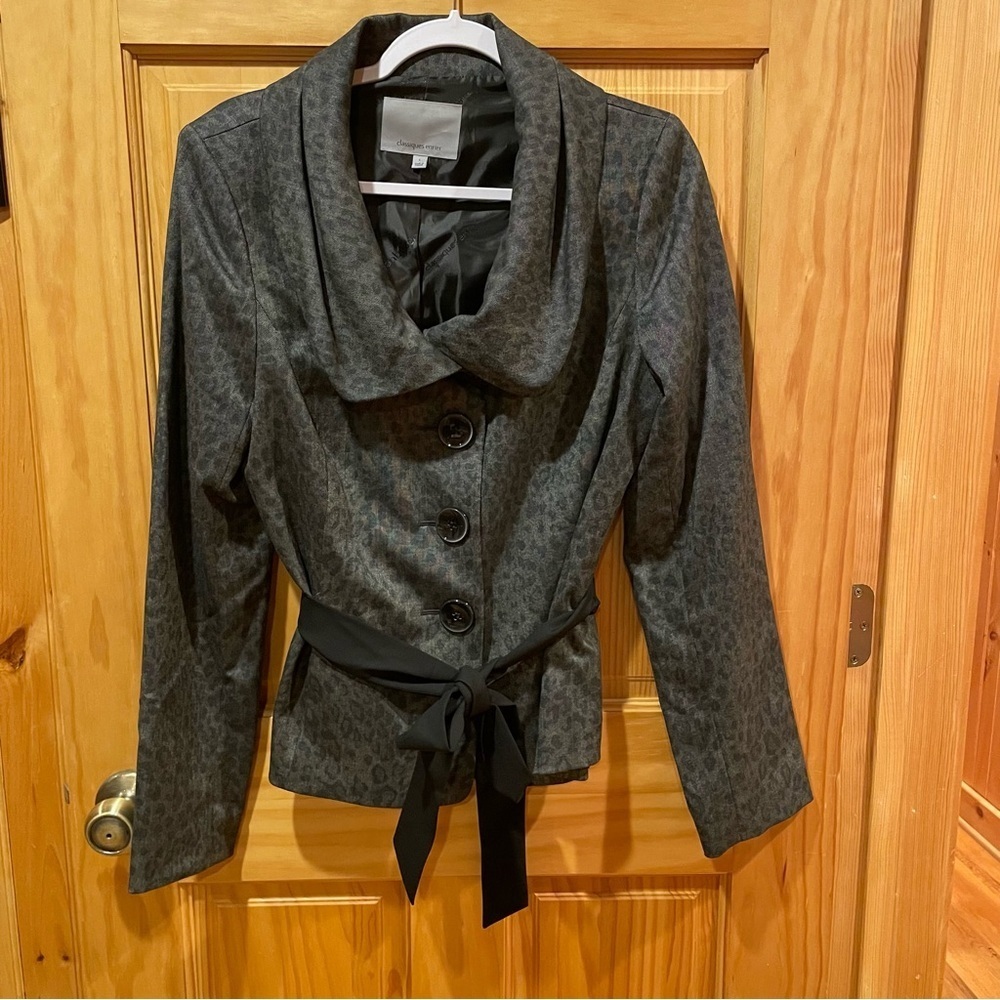 Classiques Entier women’s vintage blazer jacket with a leopard print used size L